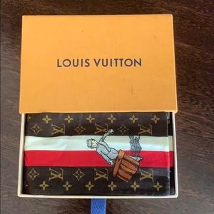 Louis Vuitton RARE groom bellboy scarf